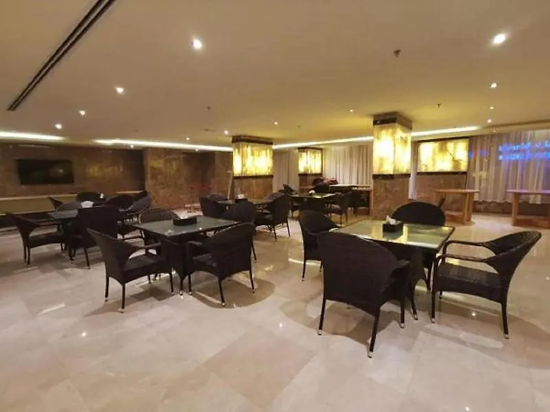 Ozone Hotel Τζέντα